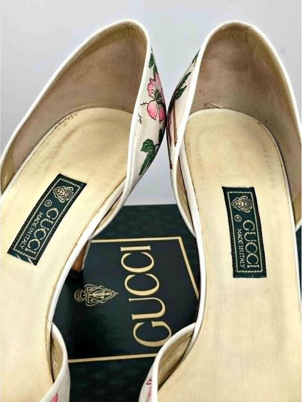 Vintage Gucci Flora Pumps 37.5 7.5 Floral Heels 1980s Italy w Box - Picture 6 of 16